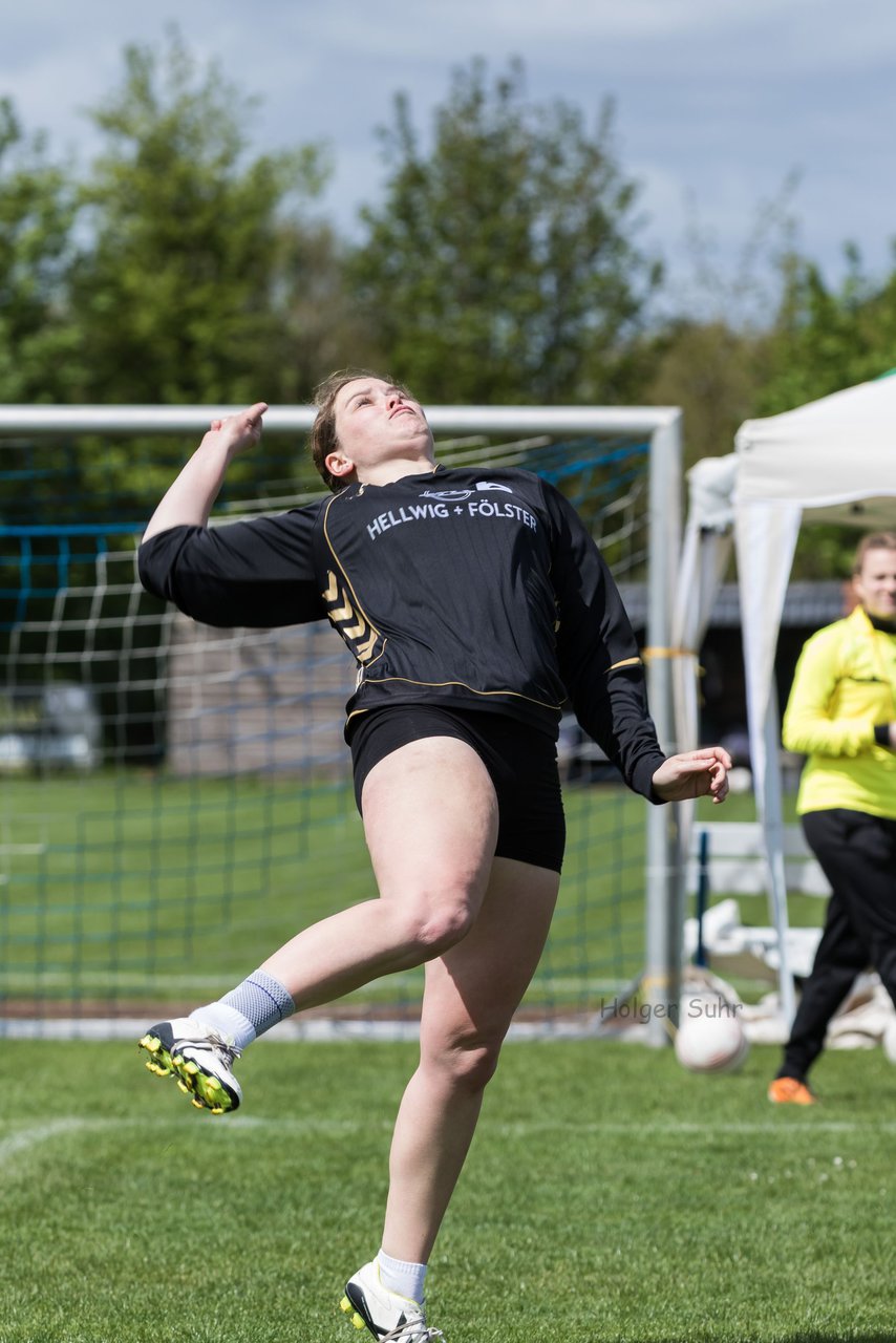 Bild 114 - Faustball Frauen Wiemersdorf